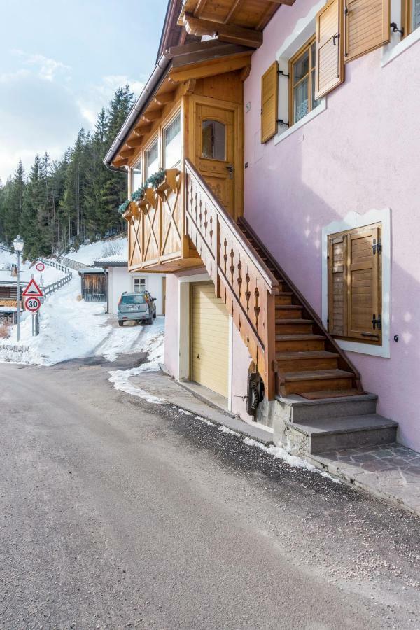Апартаменты Lovely House In The Dolomites Маццин Экстерьер фото